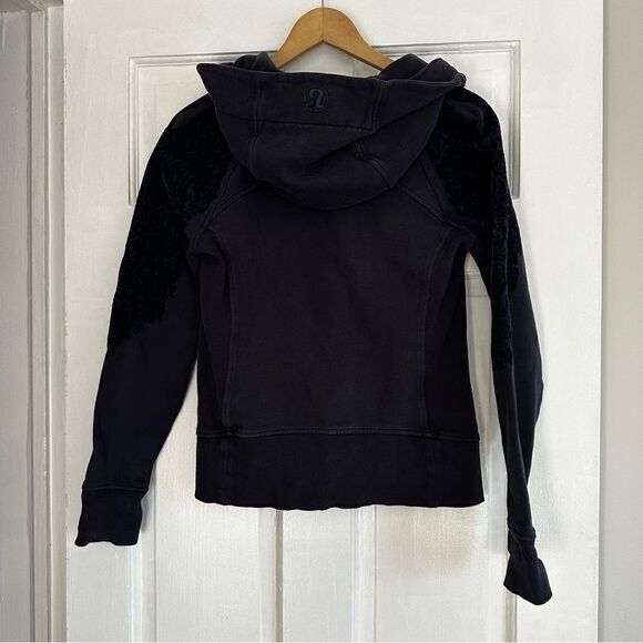Lululemon Scuba Hoodie IV *Floral Flock - Picture 5 of 7